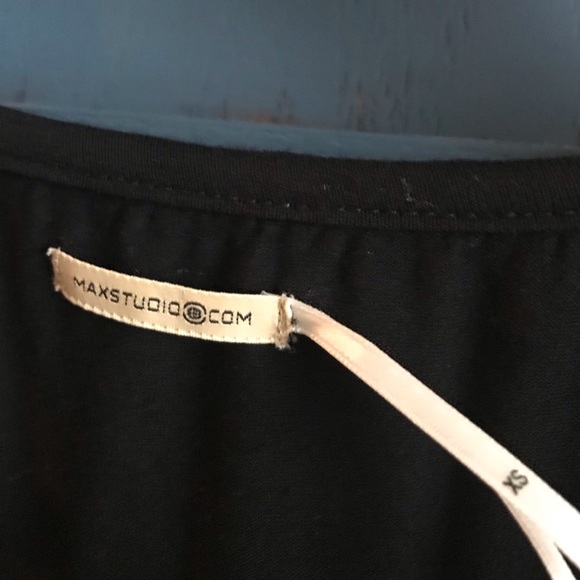 Max studio wrap tunic - Picture 3 of 3